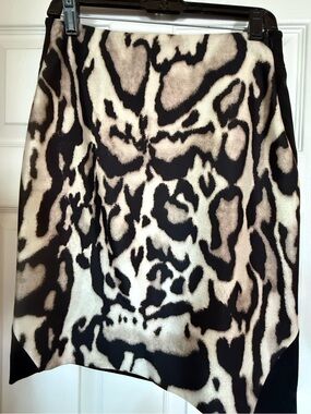 Diane Von Furstenberg Black and Cream Leopard Print Skirt